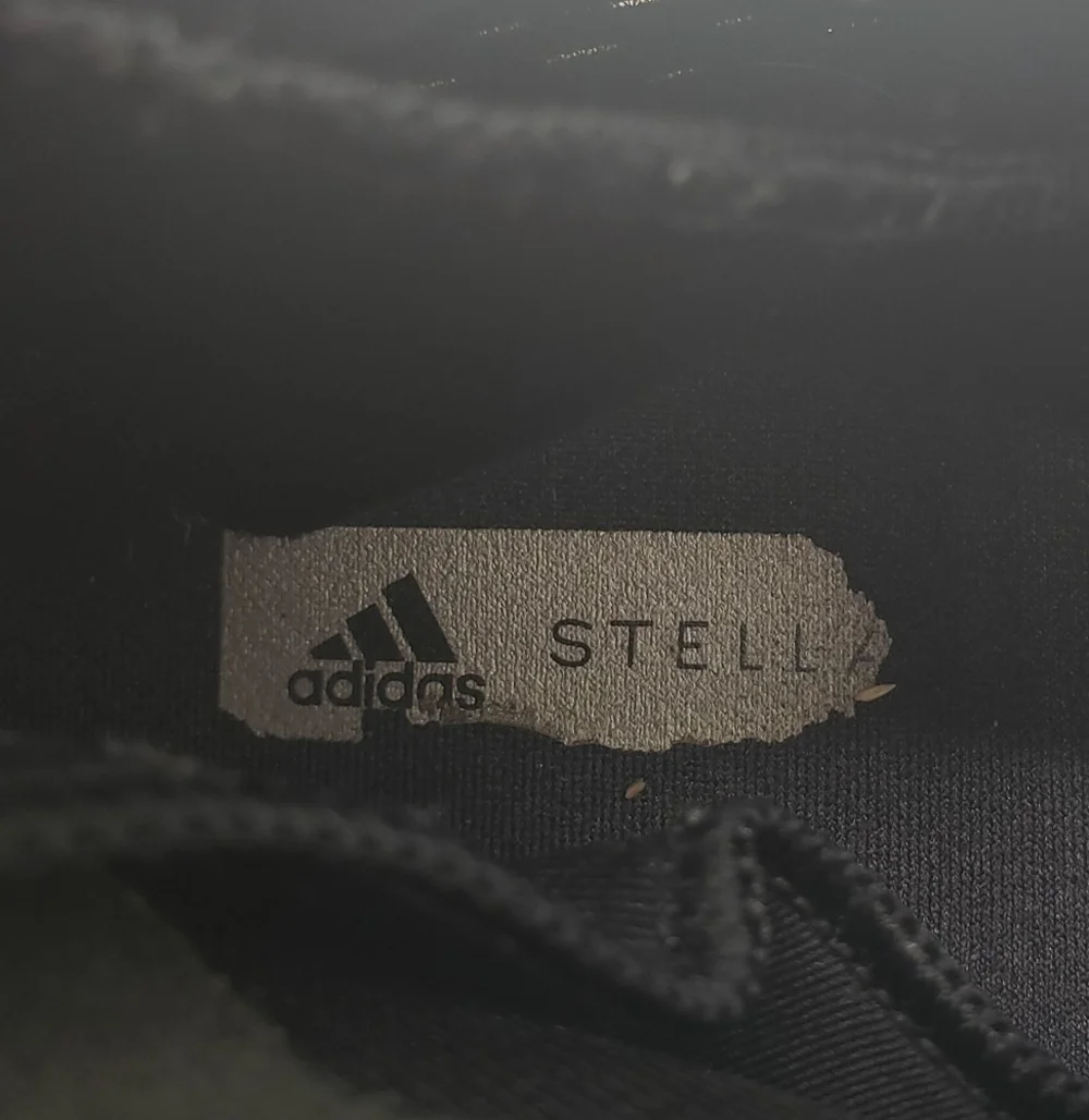 Adidas by Stella McCartney women US 7.5 black sneakers PureBoost Trainer F36389
